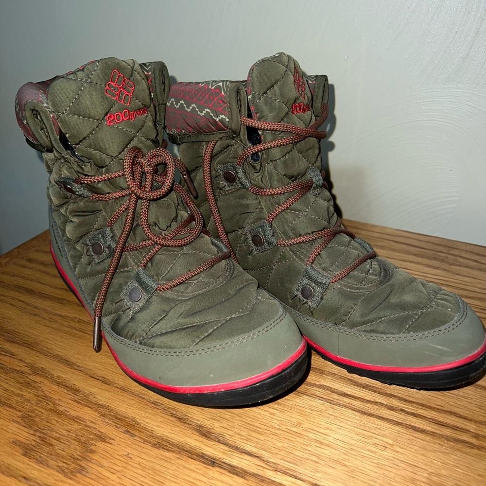 Columbia Women’s Hiking Boots